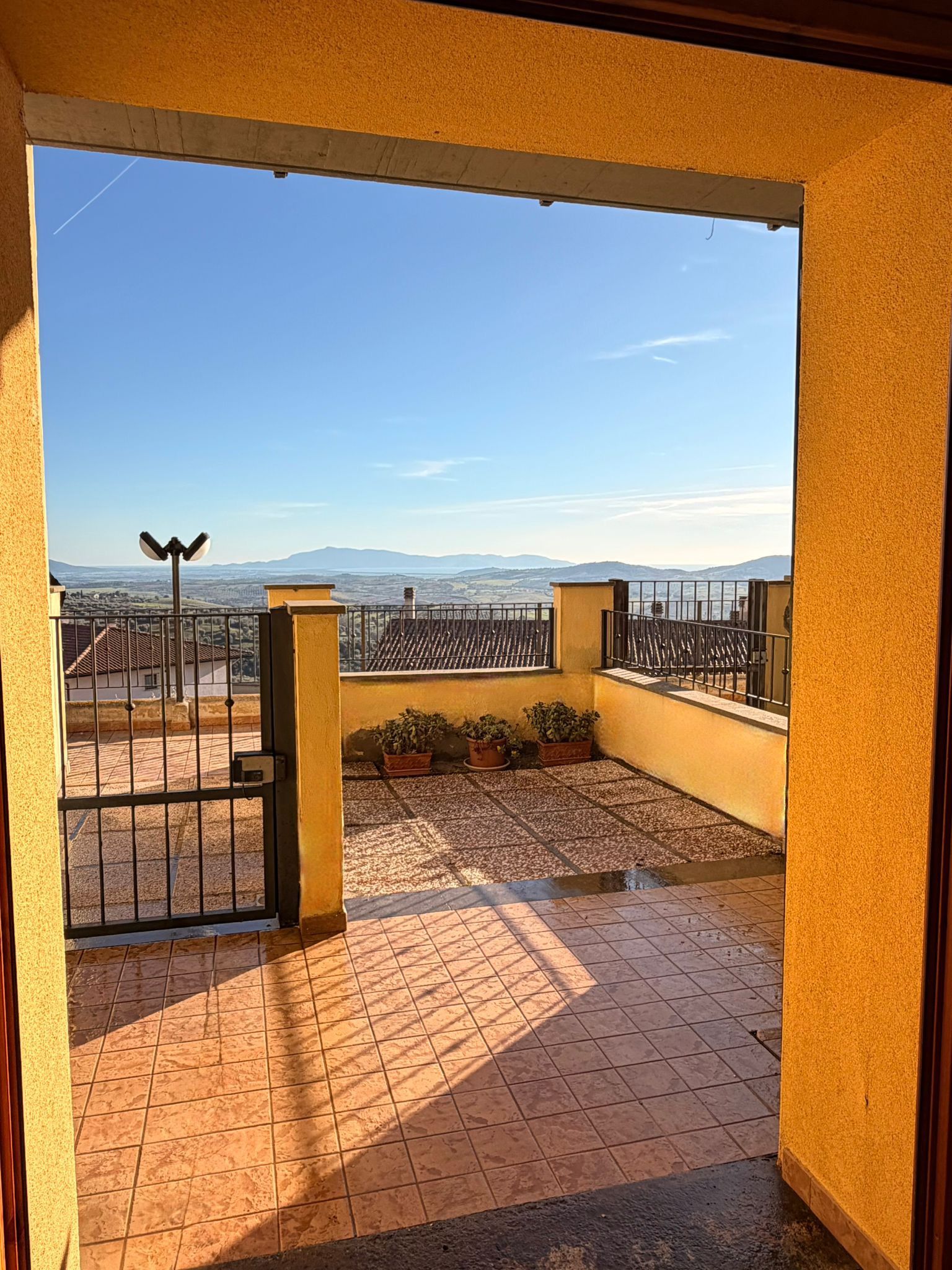 Terrazza esterna con tavolo da pranzo - appartamento vacanze Montiano, Maremma